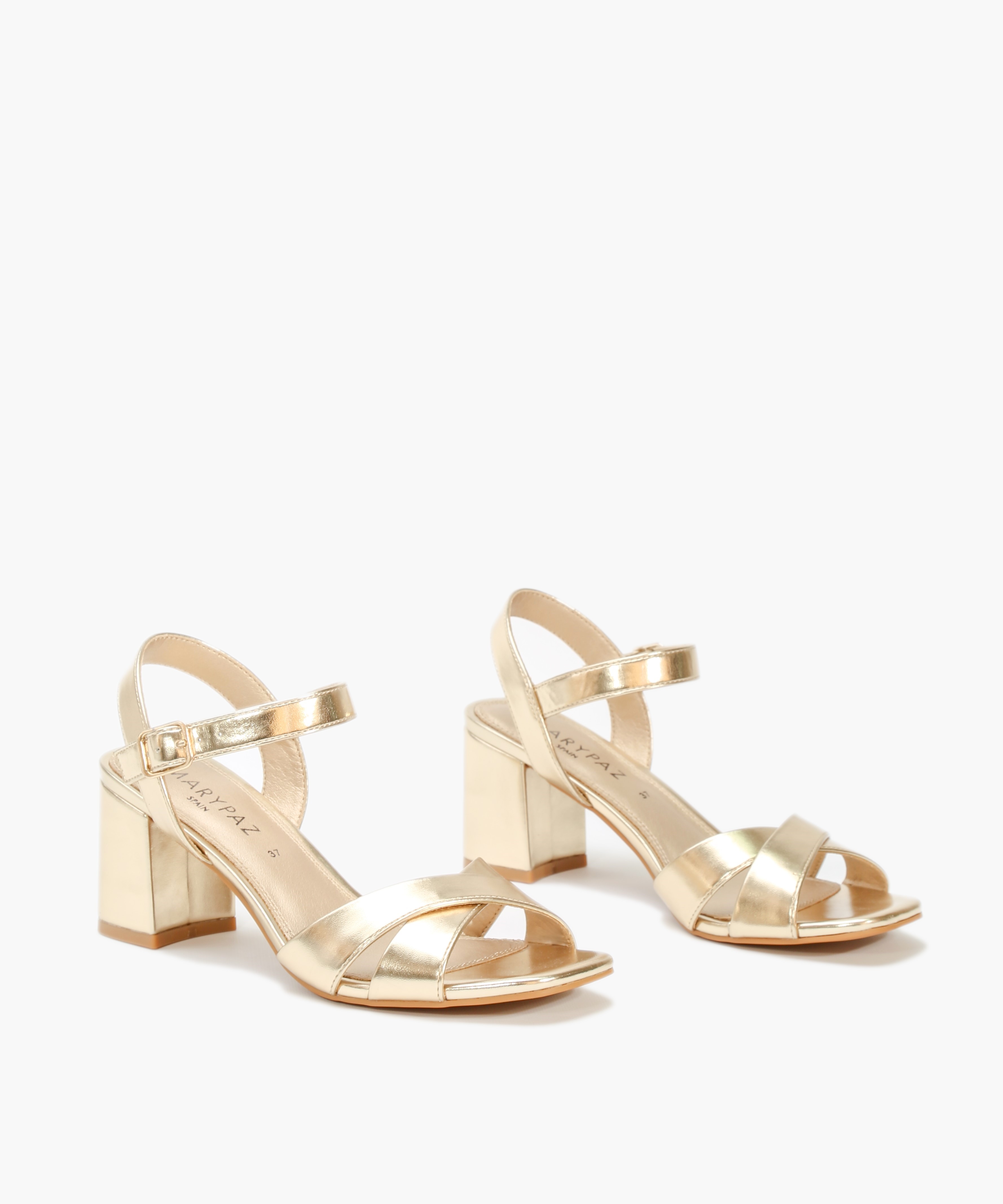 Sand&aacute;lia de salto cruzada image number null